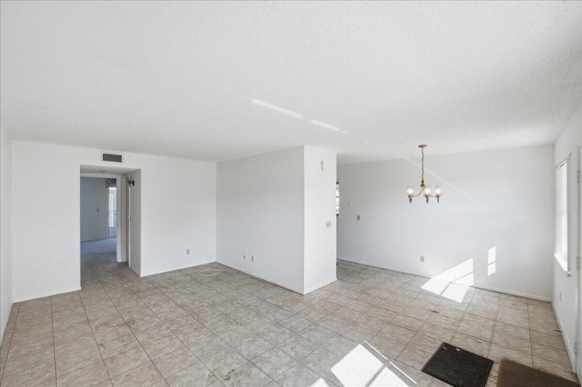 28 Lake Vista Trail 105 — photo 6