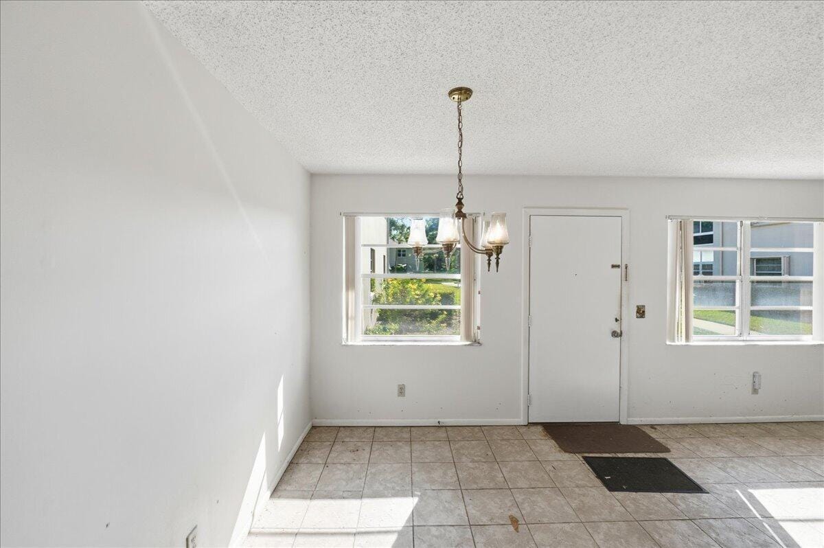 28 Lake Vista Trail 105 — photo 4