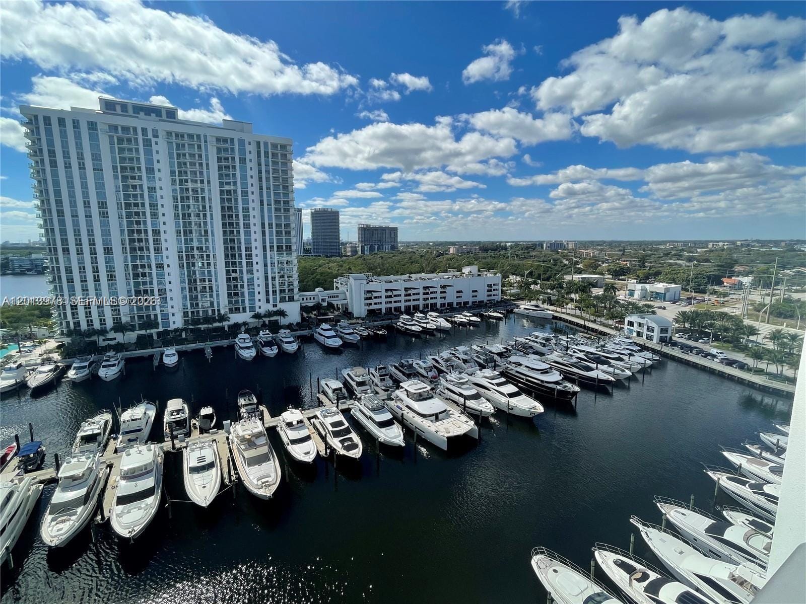 17301 S Biscayne Boulevard 1205 — photo 4