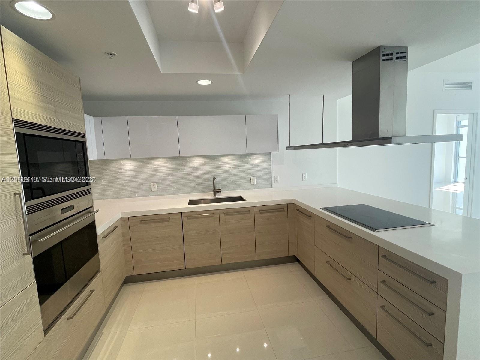 17301 S Biscayne Boulevard 1205 — photo 7