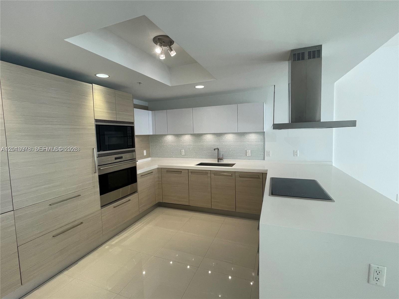 17301 S Biscayne Boulevard 1205 — photo 10