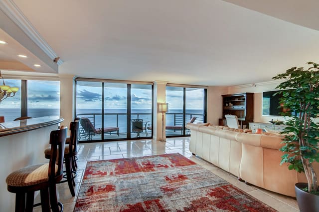 250 S OCEAN Boulevard 16C, Boca Raton, FL 33432