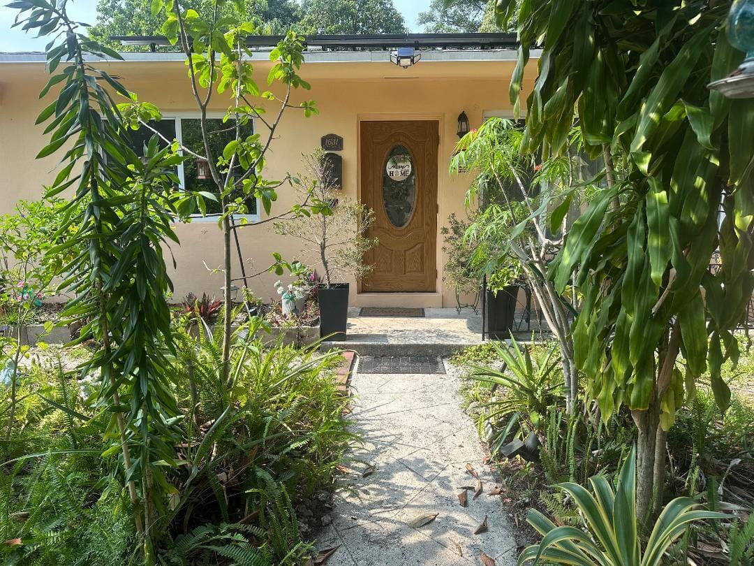 1631 NE 157th Terrace, North Miami Beach, FL 33162