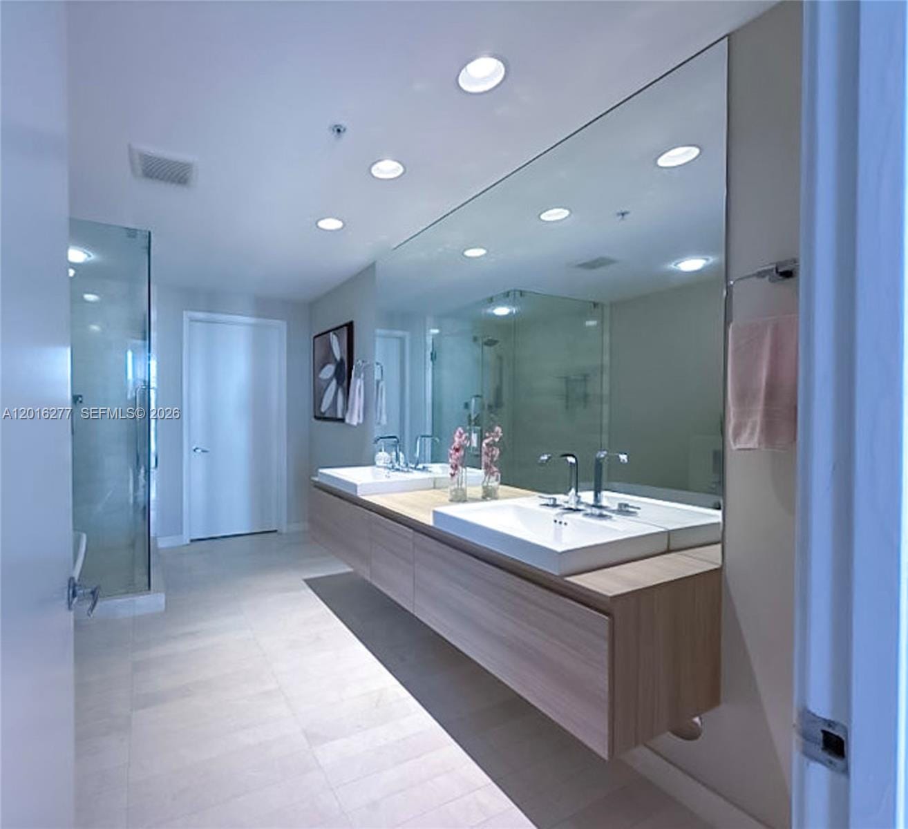 17111 Biscayne Boulevard 1705, North Miami Beach, FL 33160 photo 26