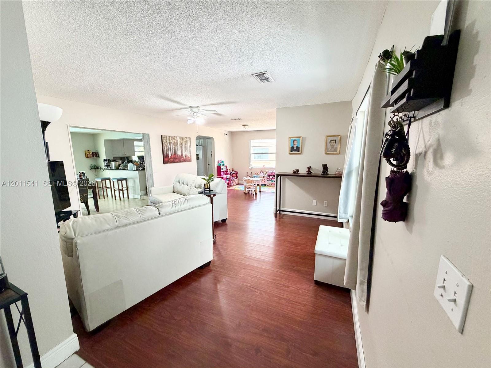 143 Valley Circle, Tampa, FL 33510 photo 14