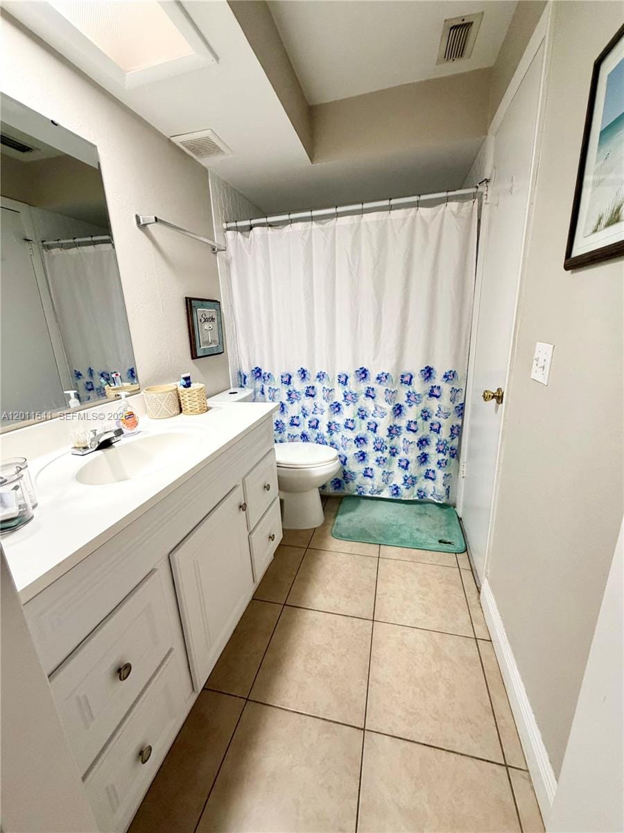 143 Valley Circle, Tampa, FL 33510 photo 15