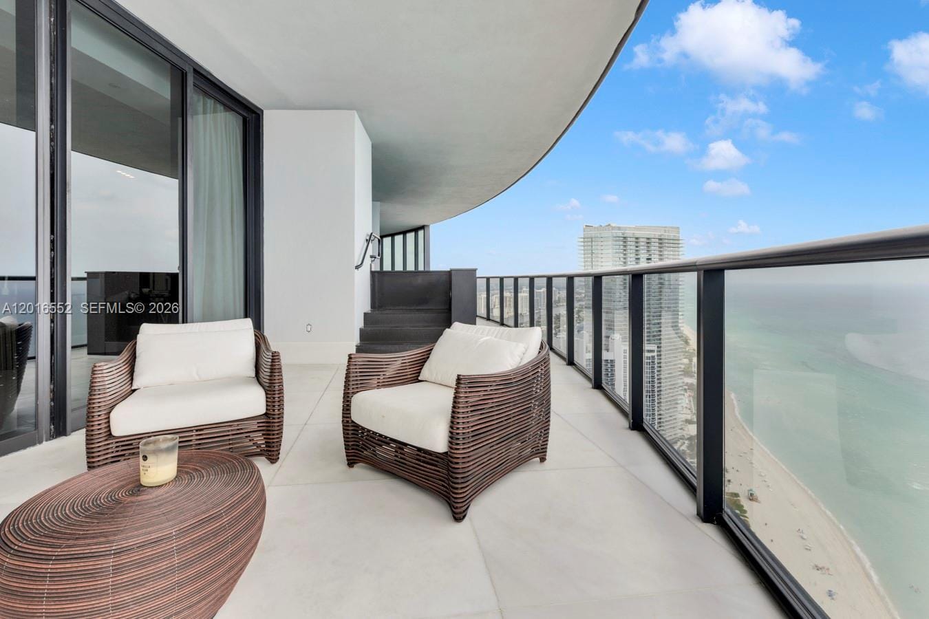 18555 Collins Avenue 4605, Sunny Isles Beach, FL 33160 photo 2