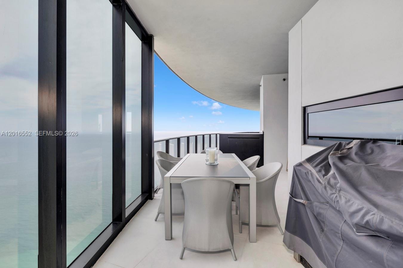 18555 Collins Avenue 4605, Sunny Isles Beach, FL 33160 photo 10