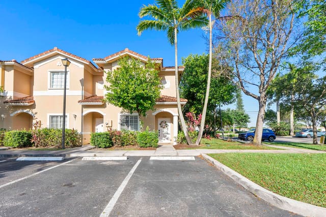 5910 Riverside Avenue, sold in Lyons Industrial Park, Tamarac, FL