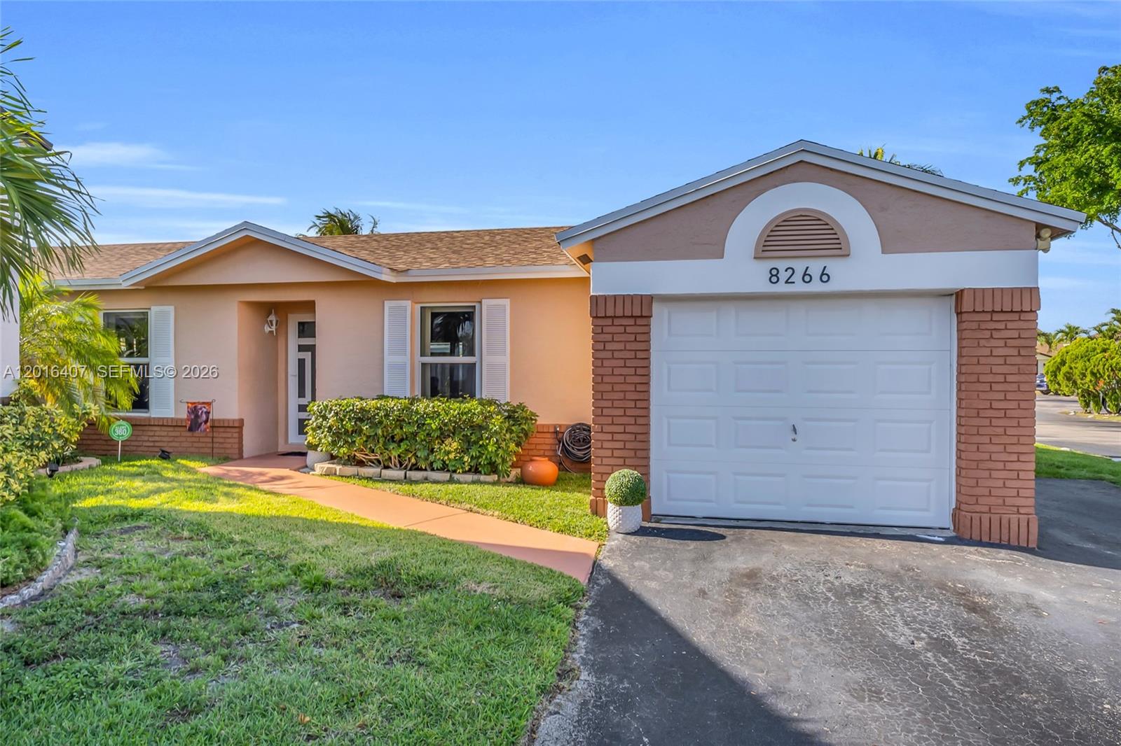 8266 NW 192nd Terrace, Hialeah, FL 33015, Hialeah