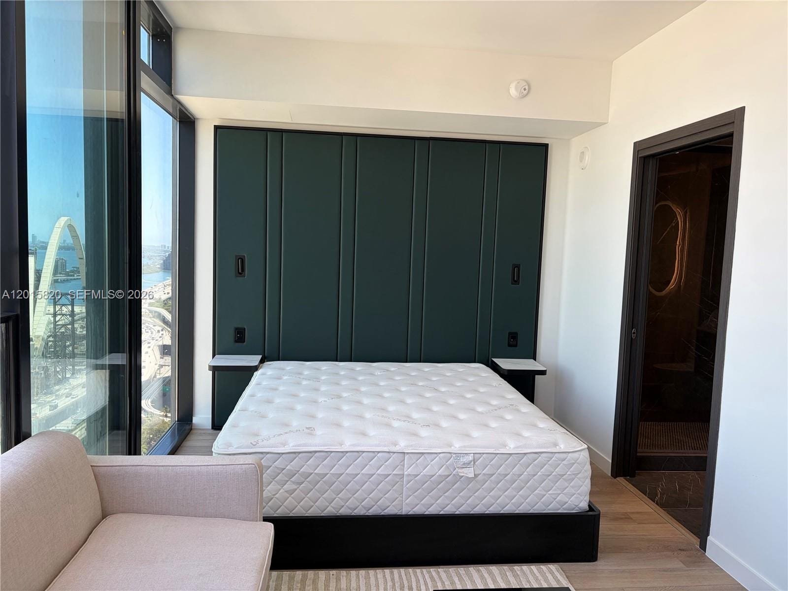 20 NE 11th Street 2805, Miami, FL 33132 photo 14