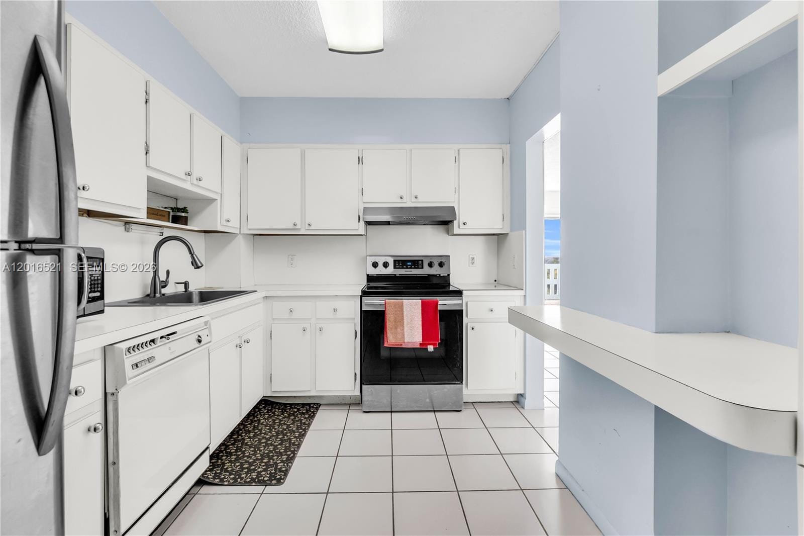 4001 Hillcrest Drive 812, Hollywood, FL 33021 photo 10