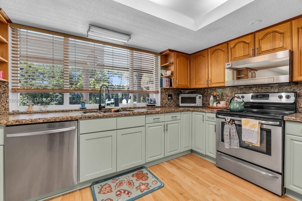 620 Lake Dasha Circle, Plantation, FL 33324 photo 13
