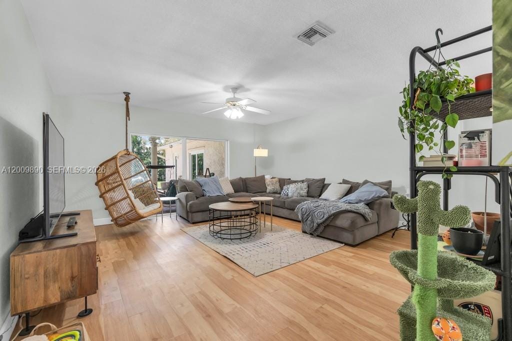 620 Lake Dasha Circle, Plantation, FL 33324 photo 18