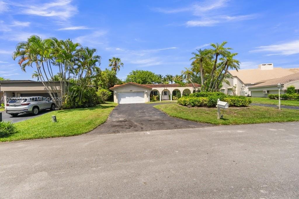 620 Lake Dasha Circle, Plantation, FL 33324 photo 4