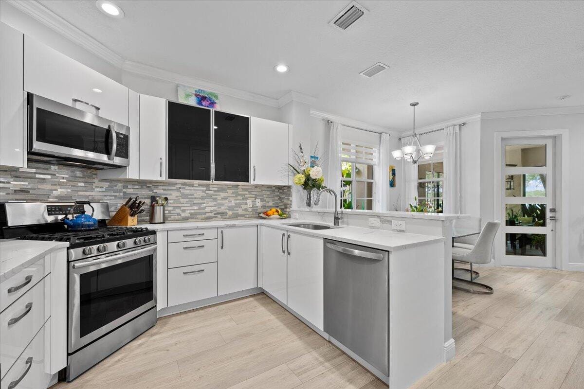 181 Evergrene Parkway 14-b, Palm Beach Gardens, FL 33410 photo 8