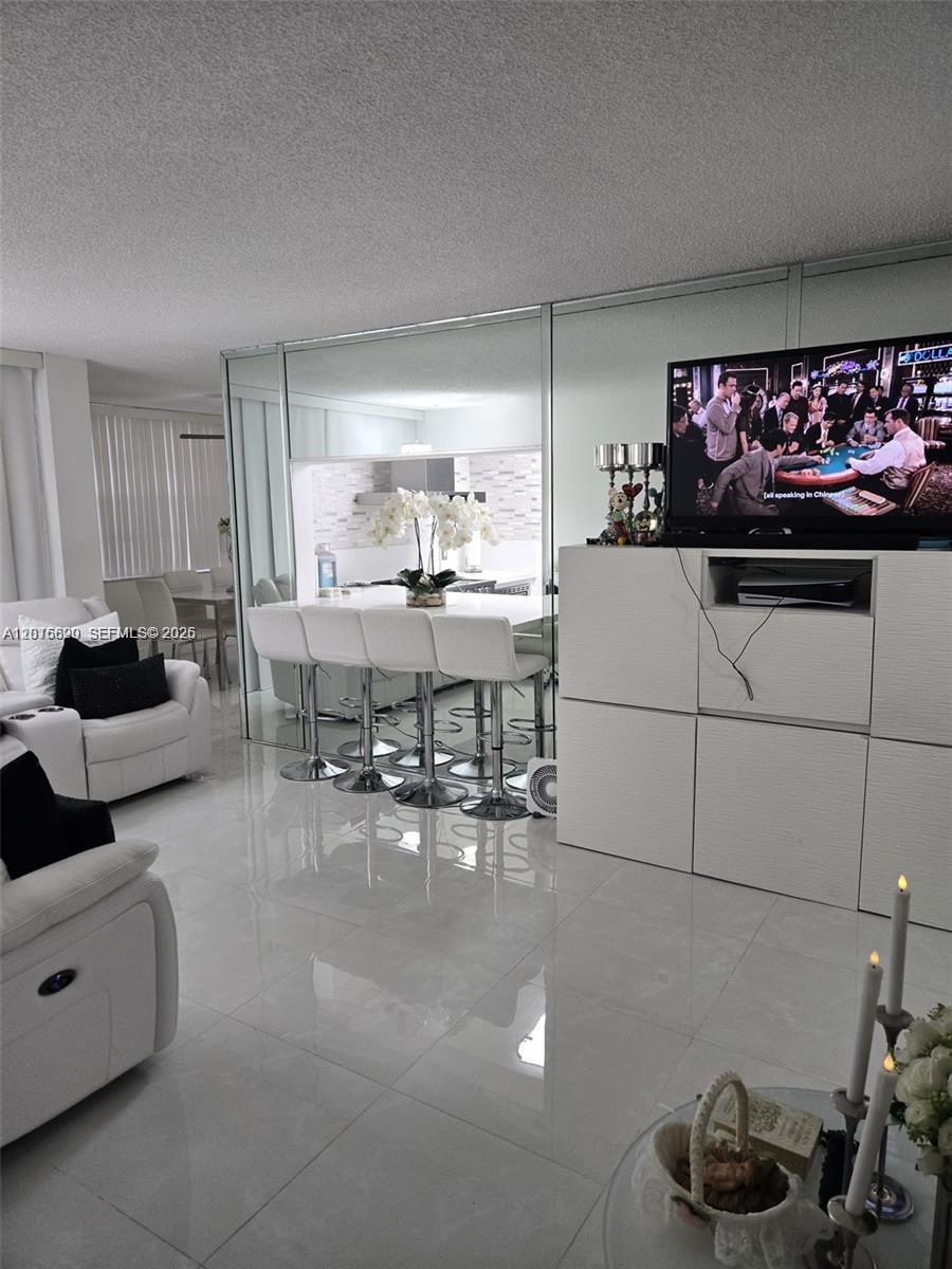 9410 Live Oak Place 103, Davie, FL 33324, Davie