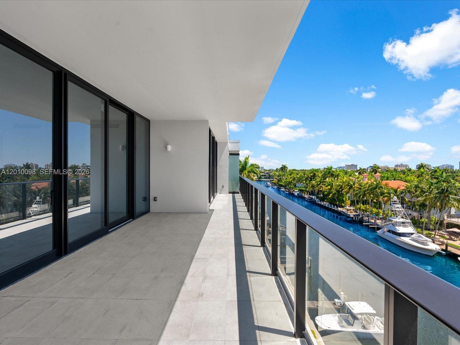160 Isle Of Venice Drive PH2 — photo 4