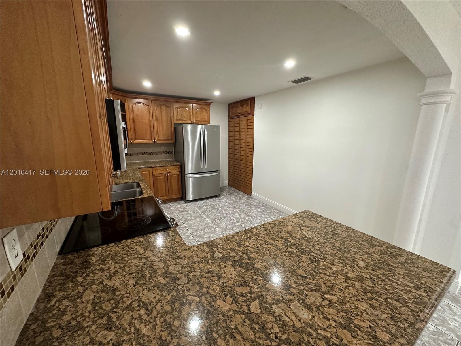 15640 SW 102nd Place 15640 — photo 4