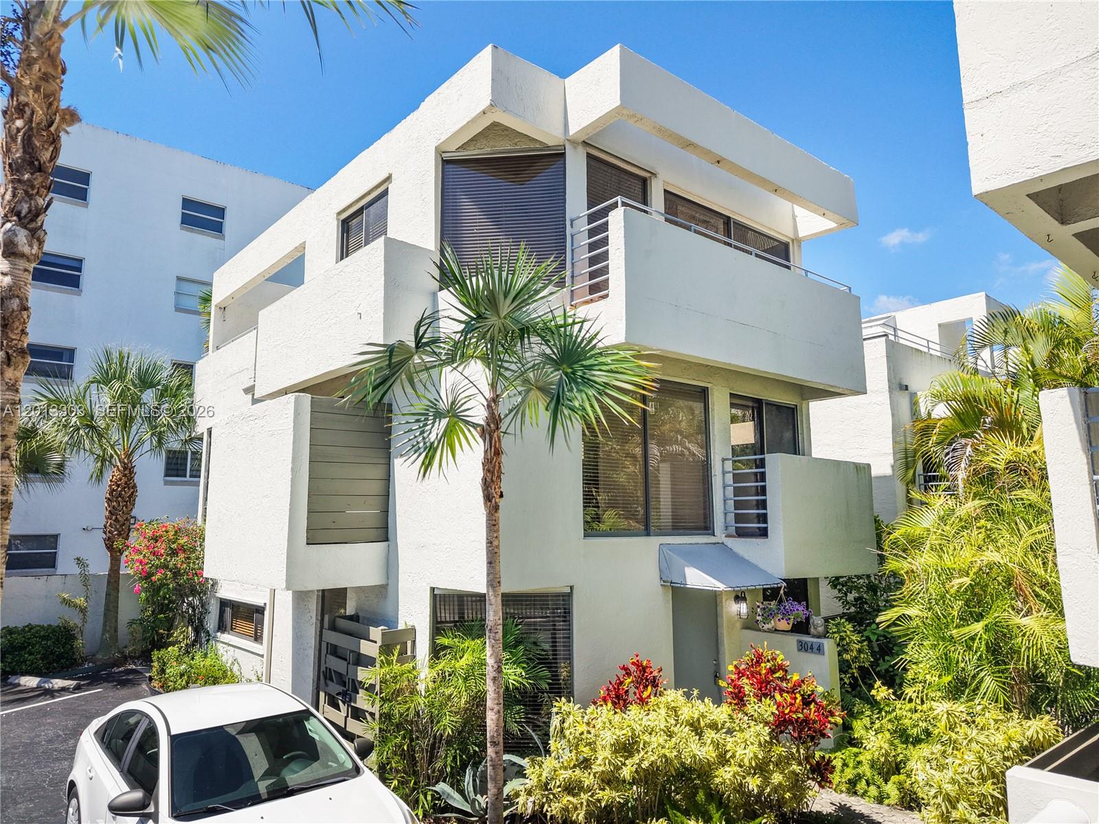 3044 SW 27th Avenue 9, Miami, FL 33133, Miami