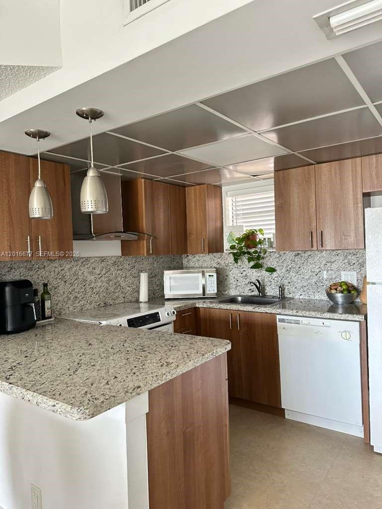 8290 Lake Drive 325, Doral, FL 33166, Doral