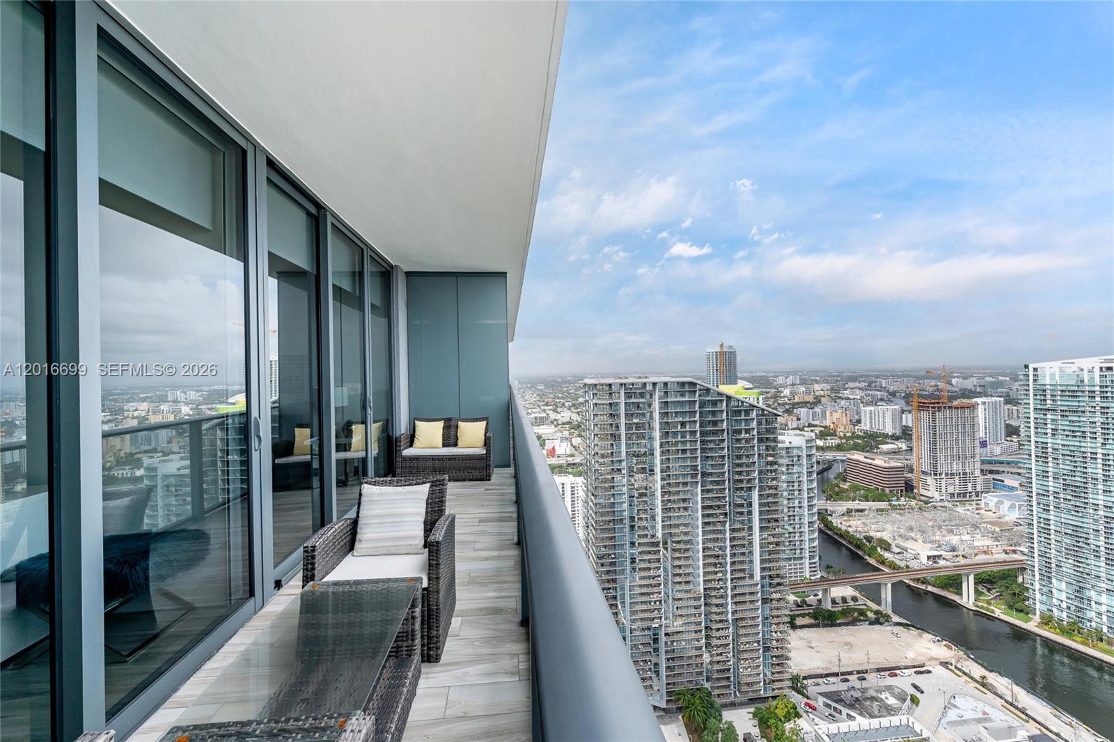 801 S Miami Avenue 5207, Miami, FL 33130, Miami