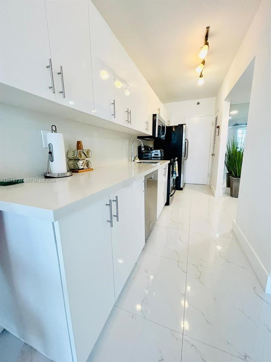 100 Lincoln Road 1526 — photo 3