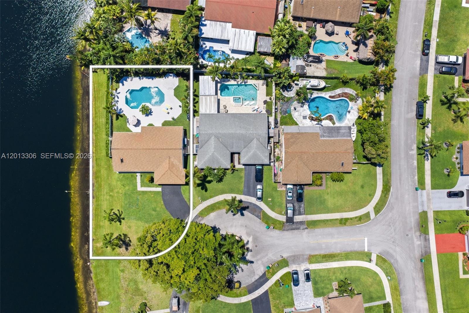 13750 Green Cove Place, Davie, FL 33325 photo 30