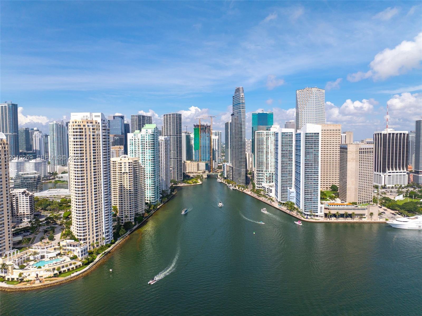300 S Biscayne Boulevard LL02, Miami, FL 33131, Miami
