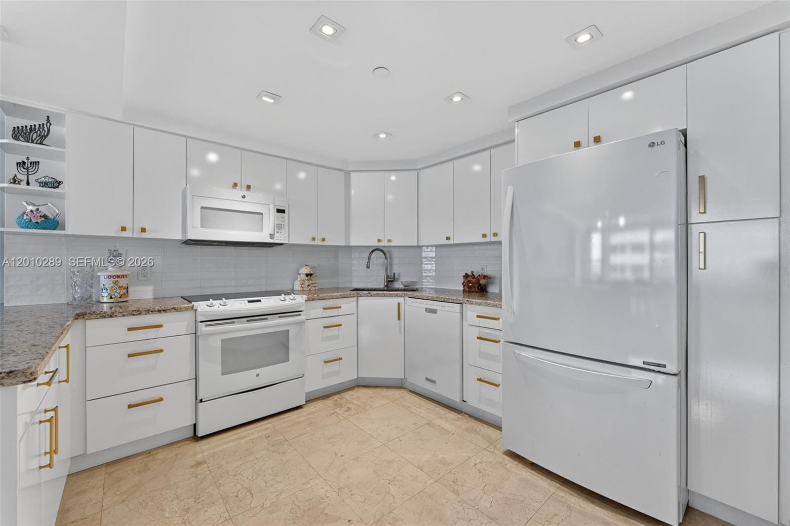 5225 Collins Avenue 1519, Miami Beach, FL 33140 photo 5