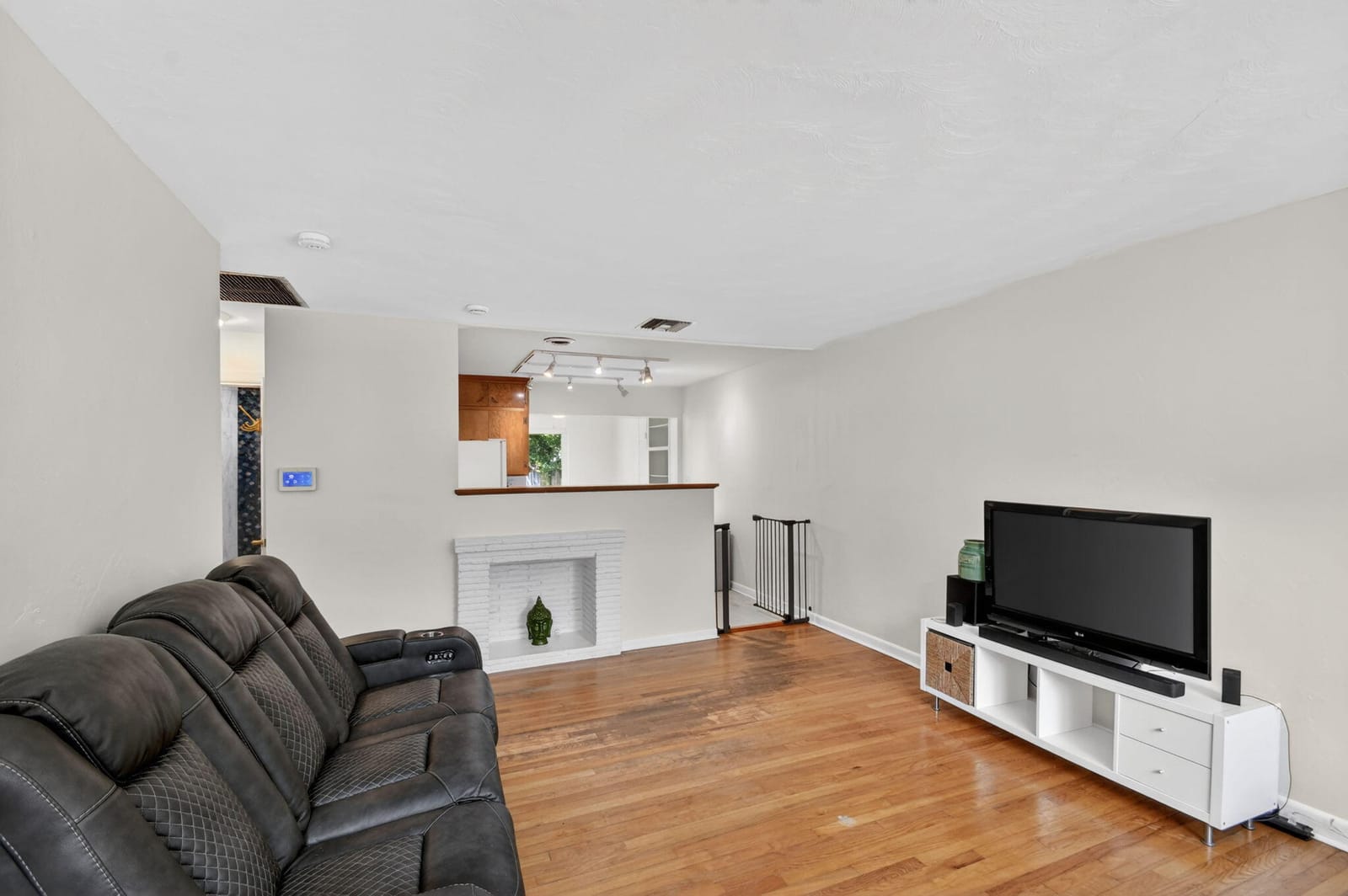 4329 Kirk Road — photo 11