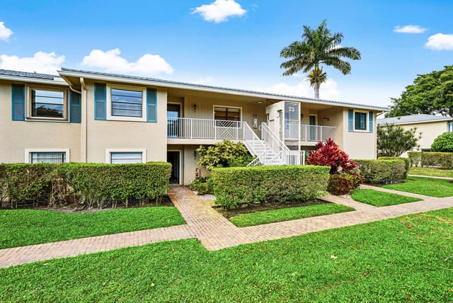 23 Westgate Lane 23e, Boynton Beach, FL 33436