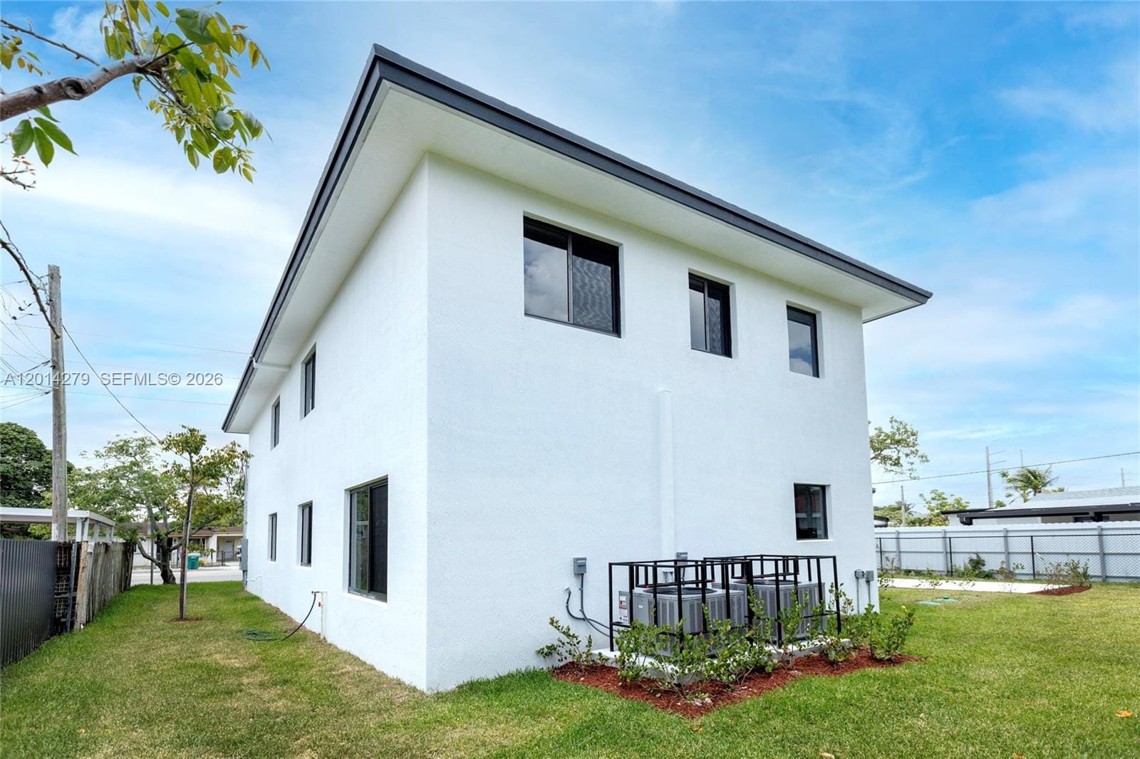 9151 NW 32 Avenue, Miami, FL 33147 photo 12