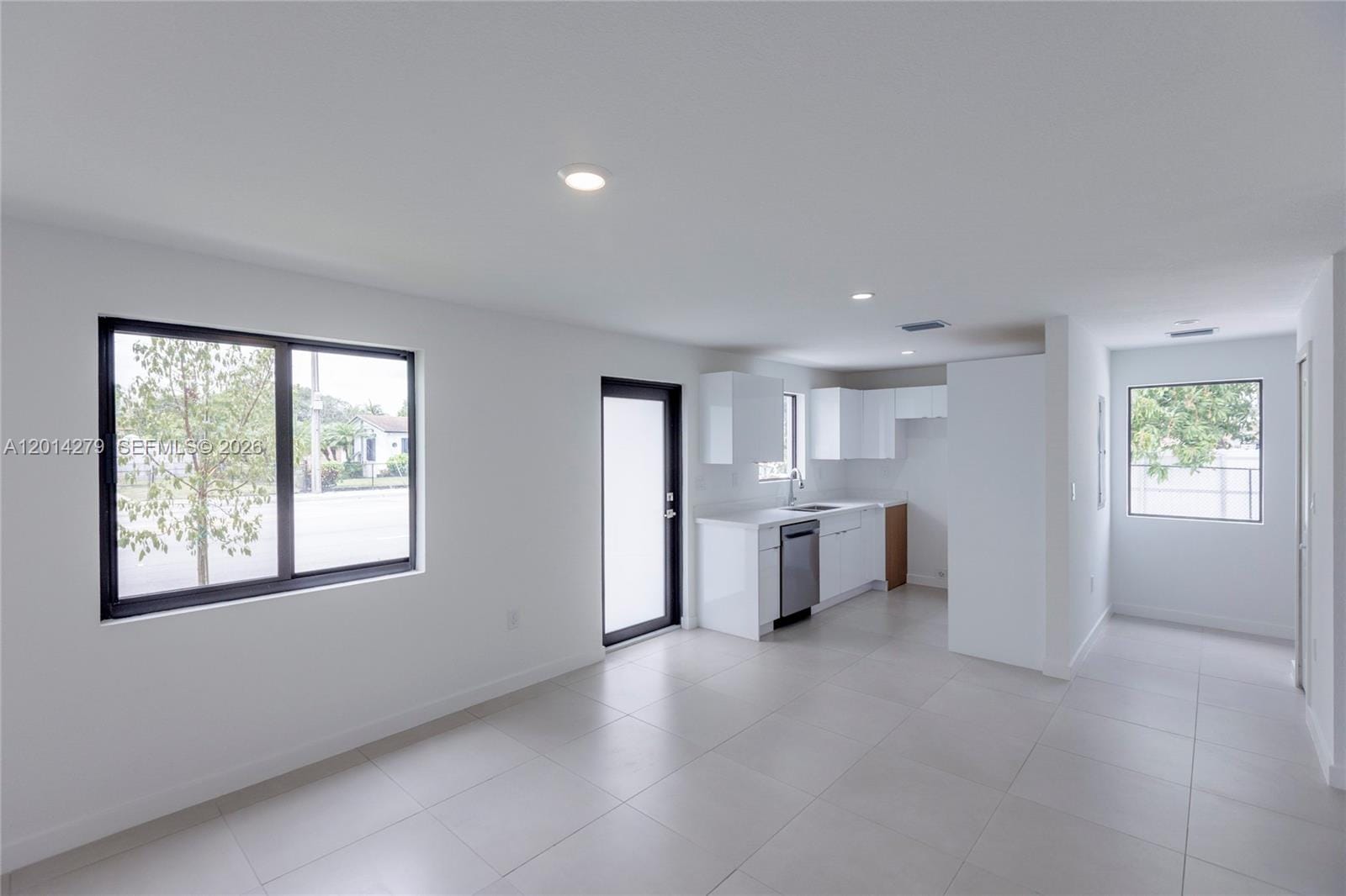 9151 NW 32 Avenue, Miami, FL 33147 photo 3