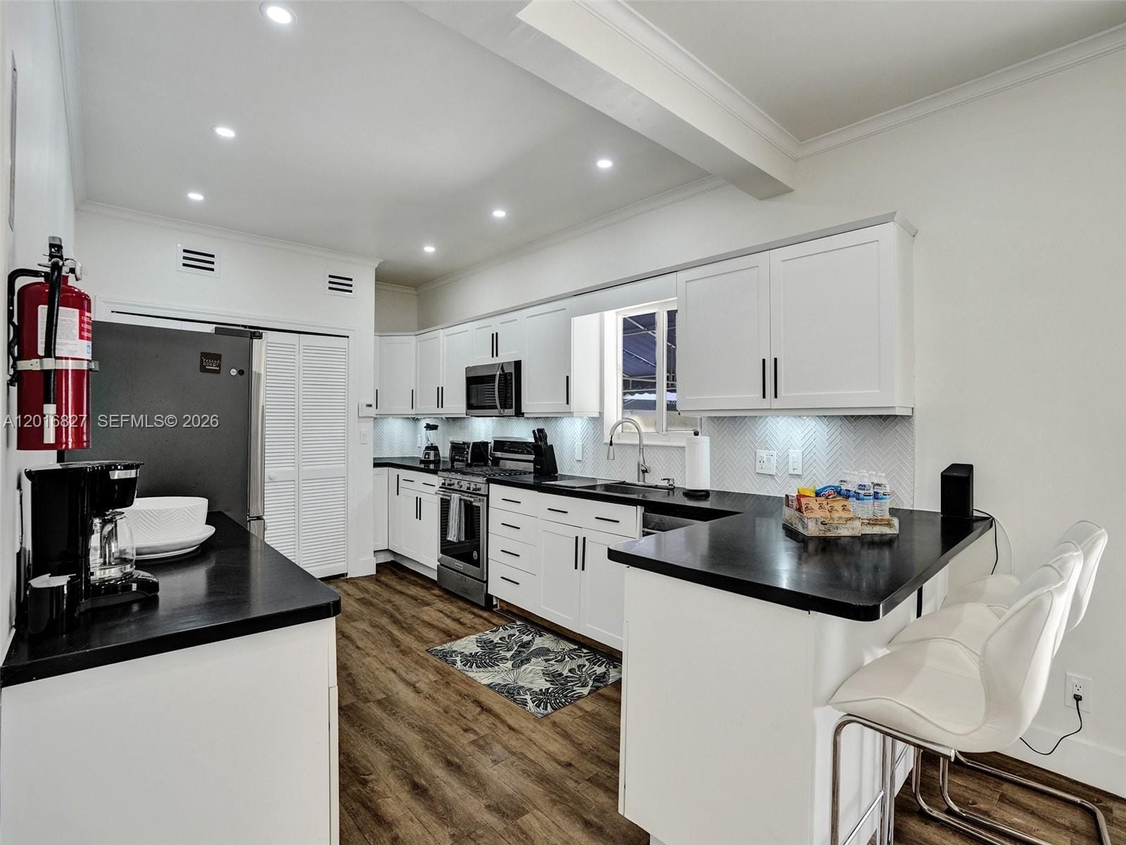 1128 Tyler Street, Hollywood, FL 33019 photo 11