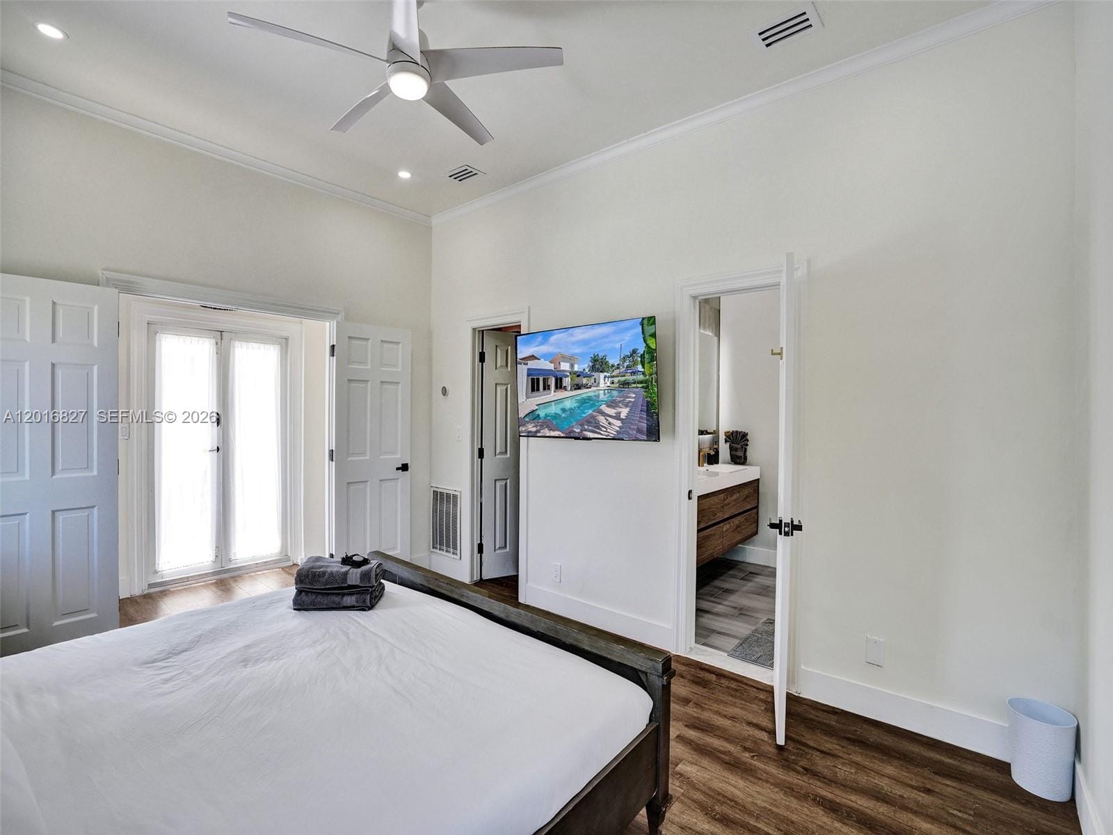 1128 Tyler Street, Hollywood, FL 33019 photo 18