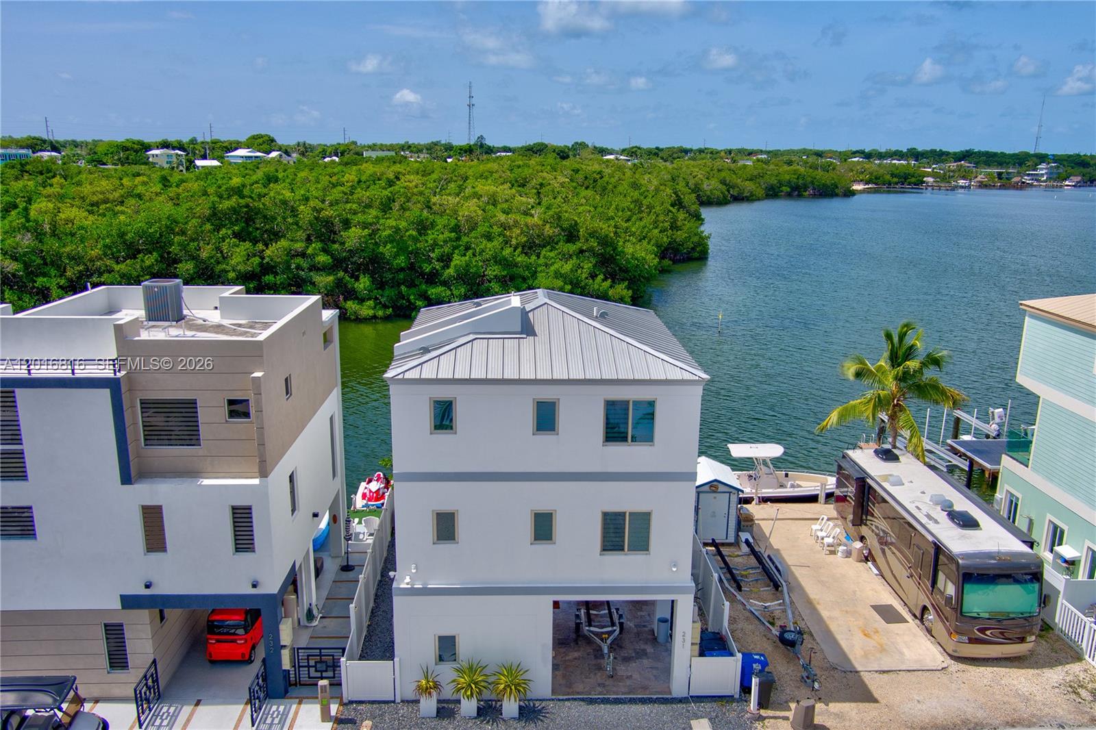 325 Calusa, Key Largo, FL 33037, Key Largo