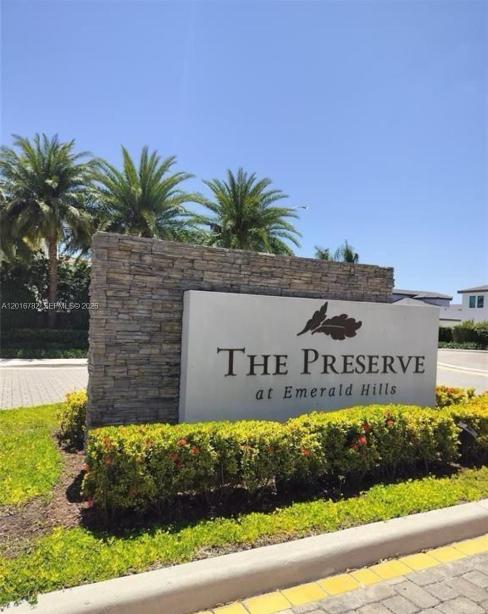 5767 W Ashwood Circle, Hollywood, FL 33312 photo 9