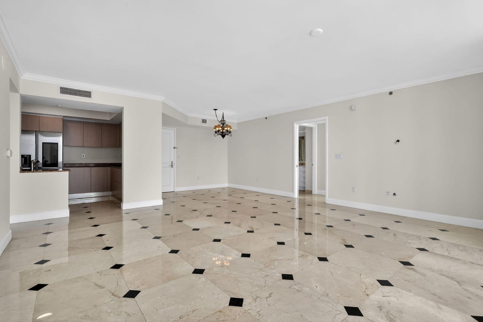 18911 Collins Avenue 2303 — photo 6