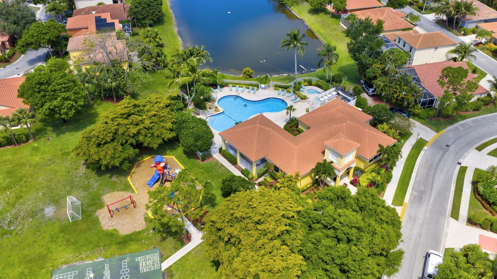2097 Bonisle Circle, Riviera Beach, FL 33418 photo 30