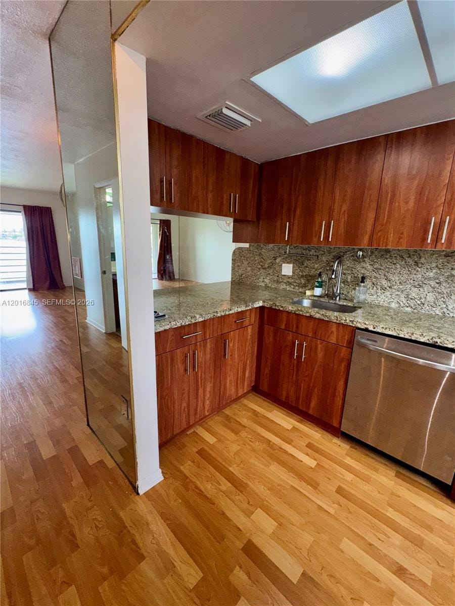 2762 W 60th Street 53 — photo 5