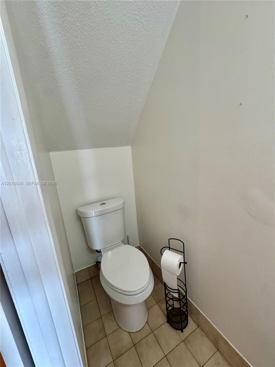 2762 W 60th Street 53 — photo 8