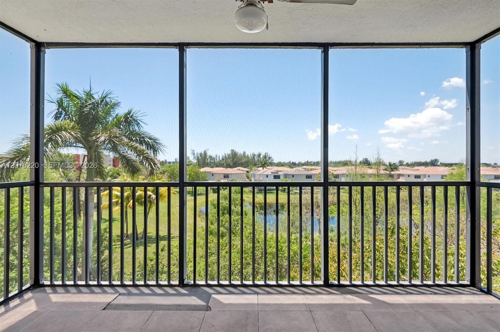 900 NE 195th Street 414, Miami, FL 33179 photo 3