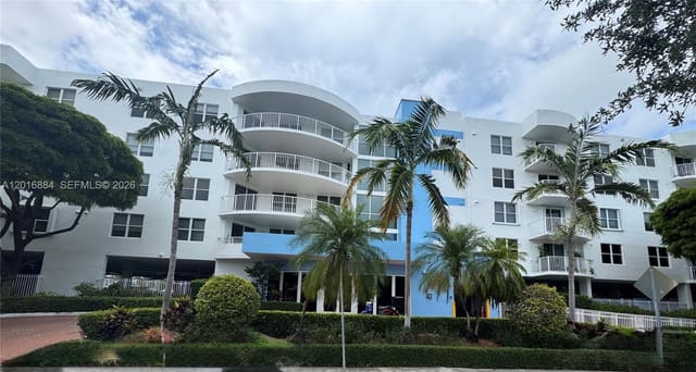 1555 N N.treasure Drive 313, North Bay Village, FL 33141