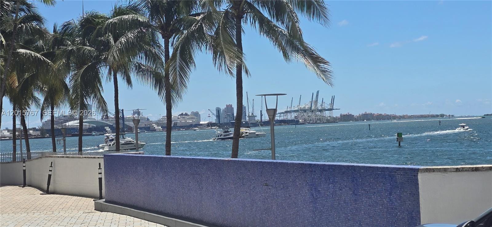 325 S Biscayne Boulevard 4016, Miami, FL 33131 photo 13