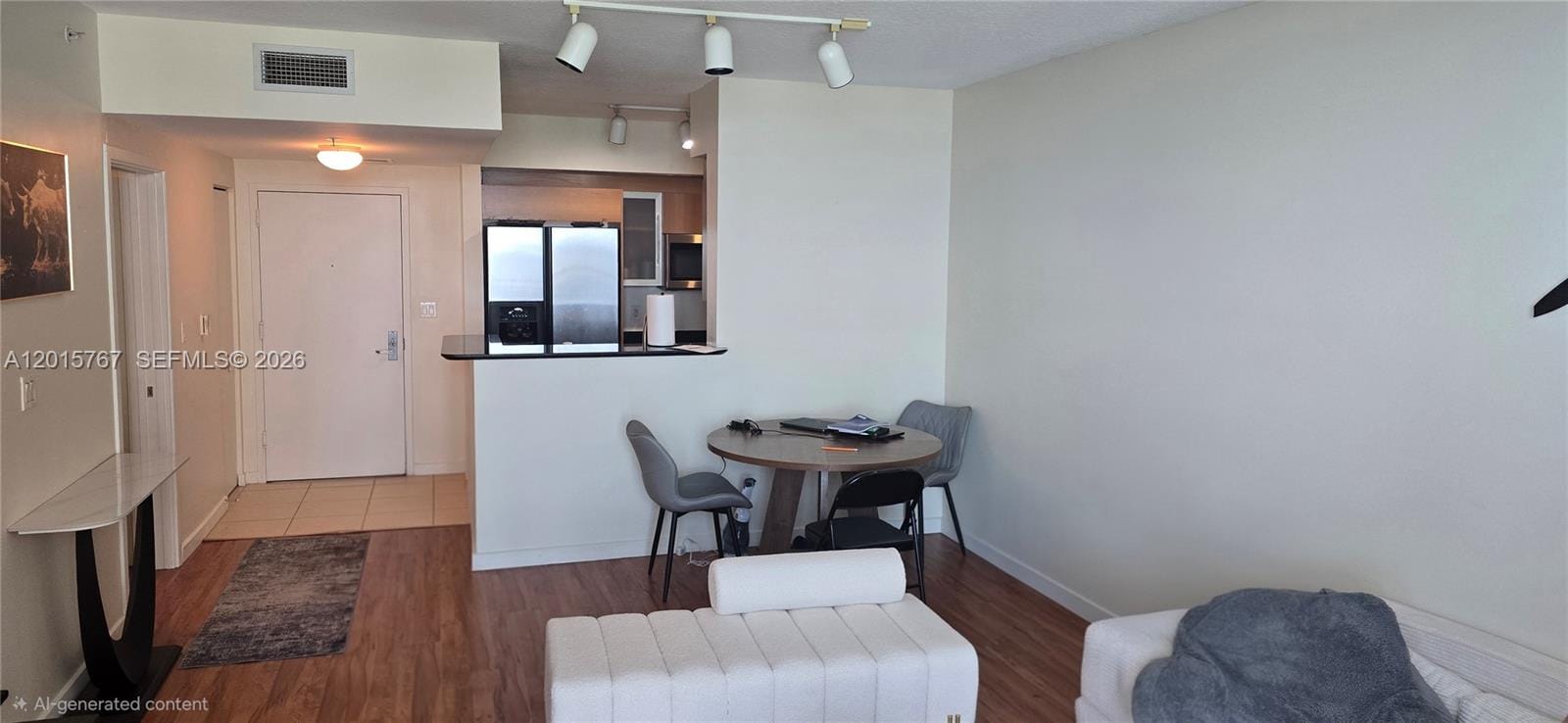 325 S Biscayne Boulevard 4016 — photo 4