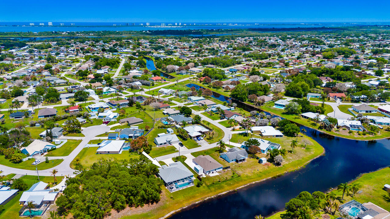 2549 SE Lyman Circle, Port St. Lucie, FL 34952, Port St Lucie