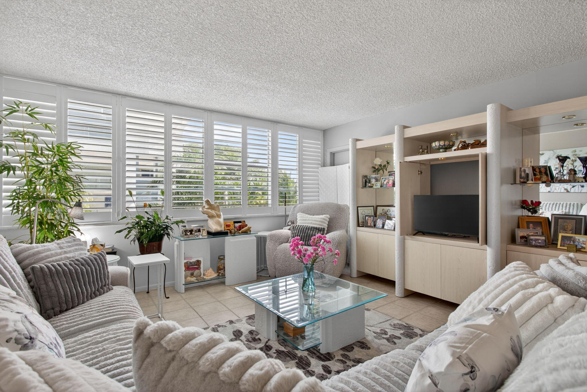 1170 N Federal Highway 305, Fort Lauderdale, FL 33304, Fort Lauderdale