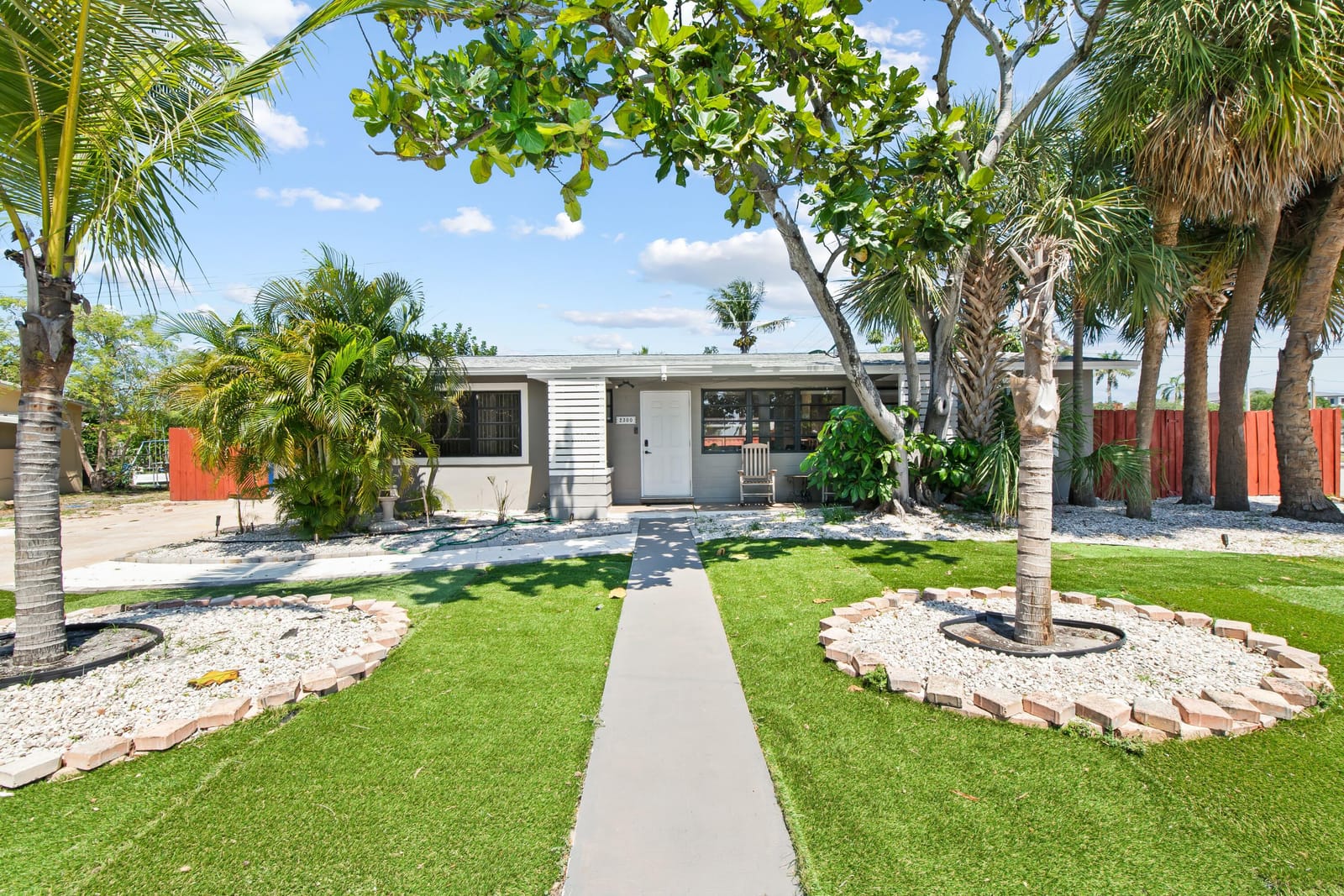 2300 NE 12th Avenue, Pompano Beach, FL 33064