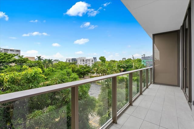 2678 Tigertail Avenue 315, Mr C Residences, Miami, FL
